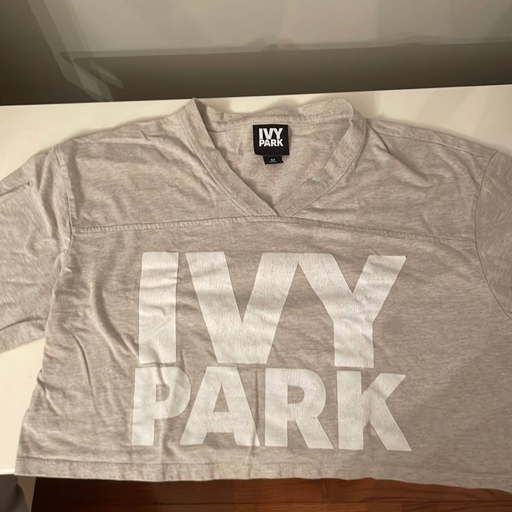 Ivy Park Cropped Shirt